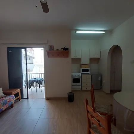 Kapparis * Paralimni